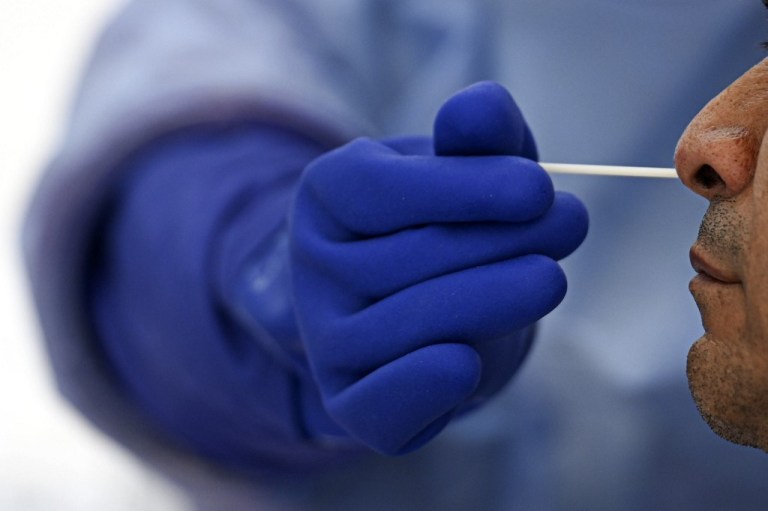 El epidemiólogo de Santander con una hoja de vida llena de preguntas