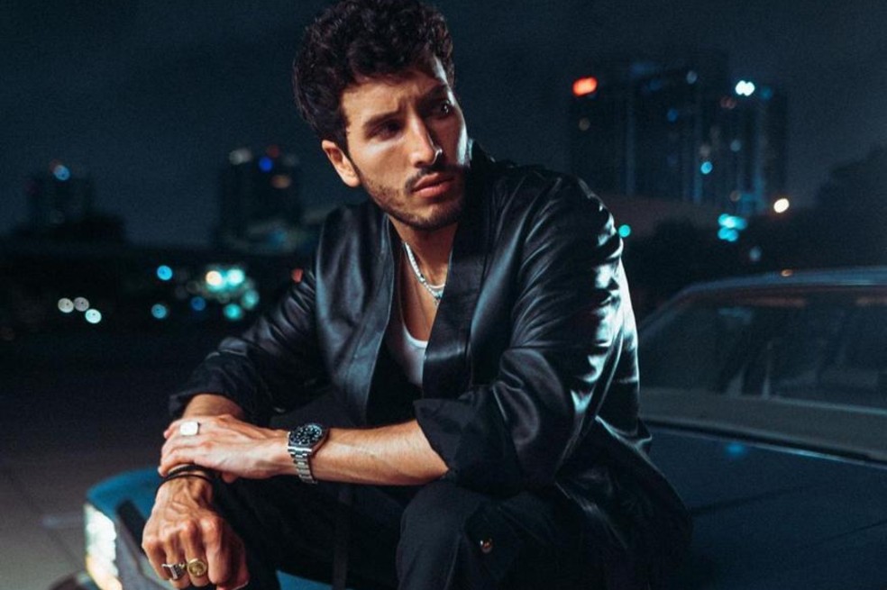 Sebastián Yatra presenta con Jhay Cortez una canción de reguetón para bailar y disfrutar, un tema súper "sexy".