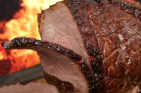 Foro de Davos asegura que dejar de comer carne puede salvar millones de vidas