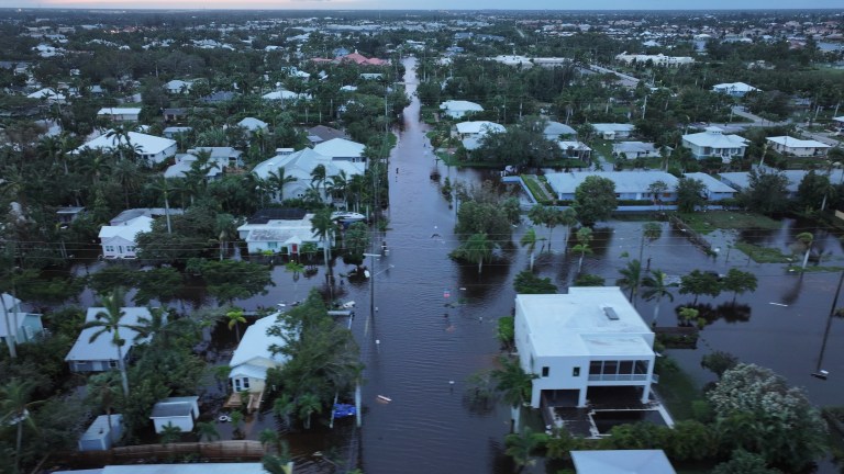 El huracán Milton fue más húmedo, ventoso y destructivo a causa del cambio climático
