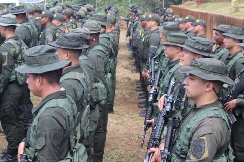 Llegaron a Cali los primeros 100 policías que protegerán la COP16 en esa ciudad