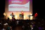 Claudia López y Hollman Morris firman pacto por las mujeres diversas de Bogotá