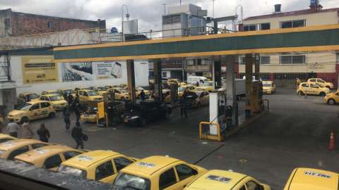 Abastecimiento de gas natural vehicular se recupera paulatinamente en Bogotá
