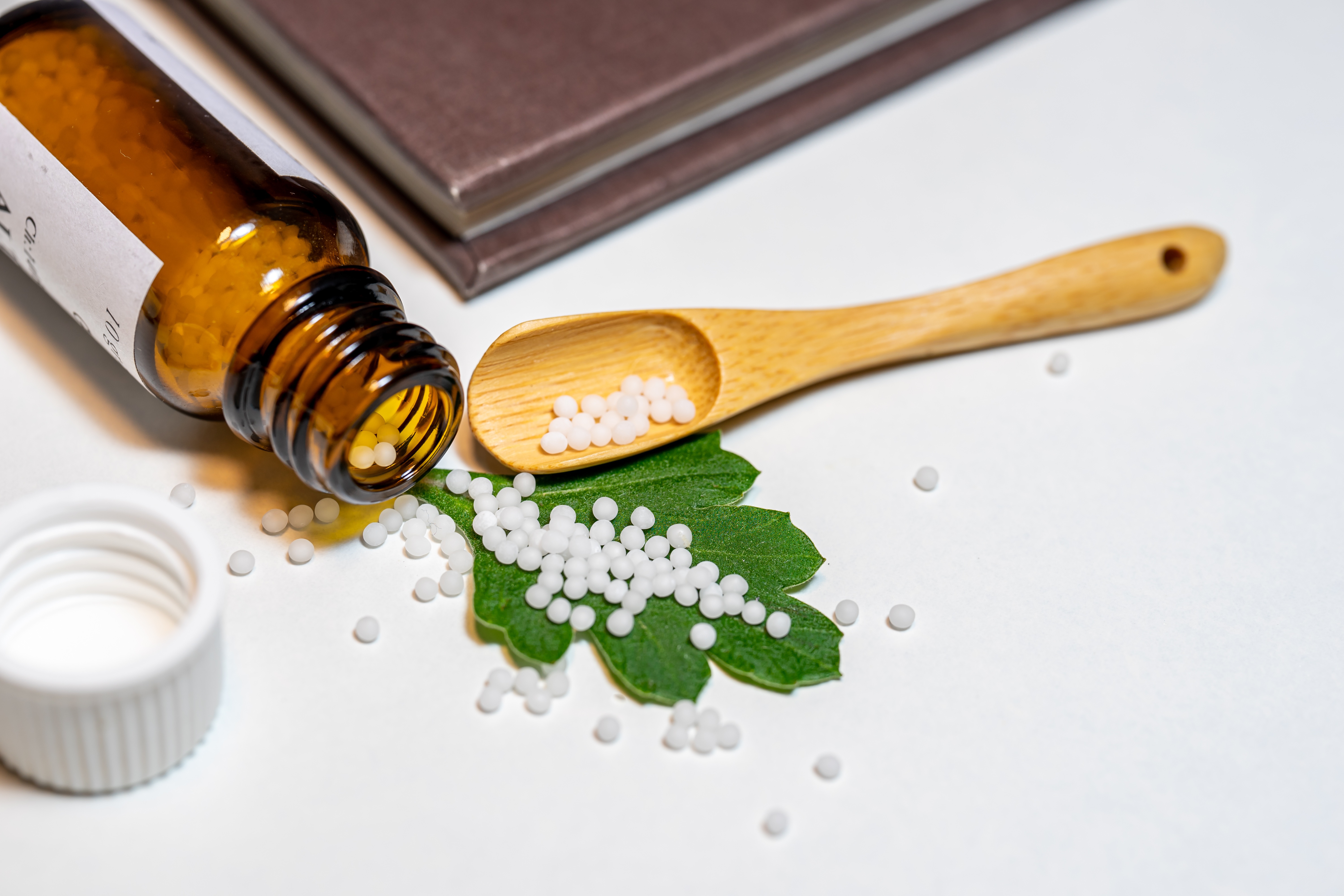 La homeopatía se basa en el principio de lo que "lo simple cura lo simple".