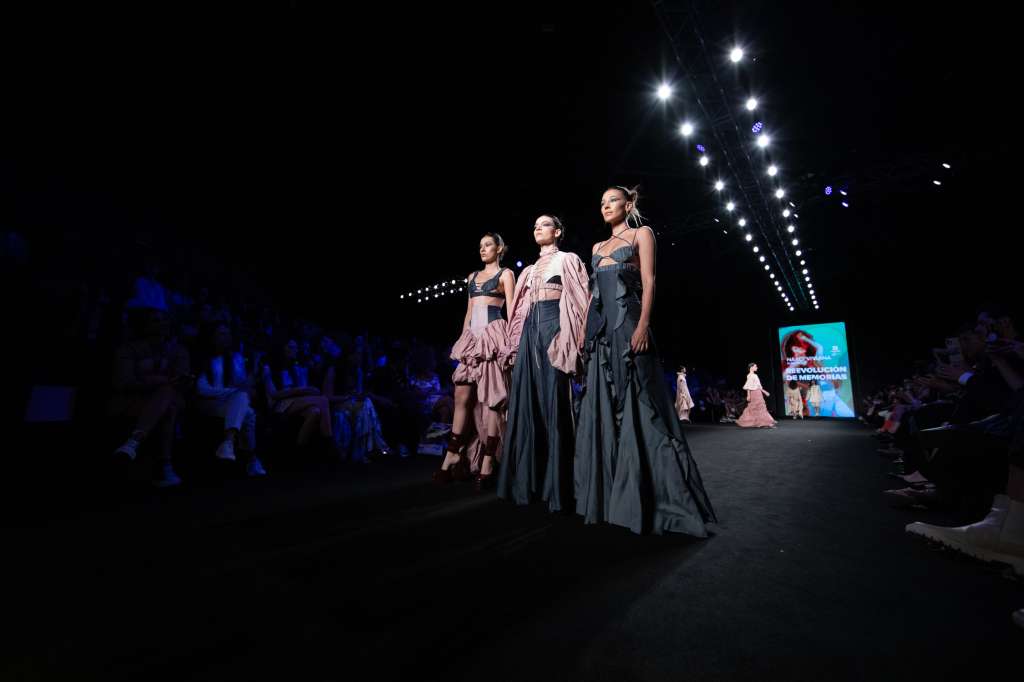 Desfile de la Colegiatura en Colombiamoda 2024. / Cortesía Inexmoda