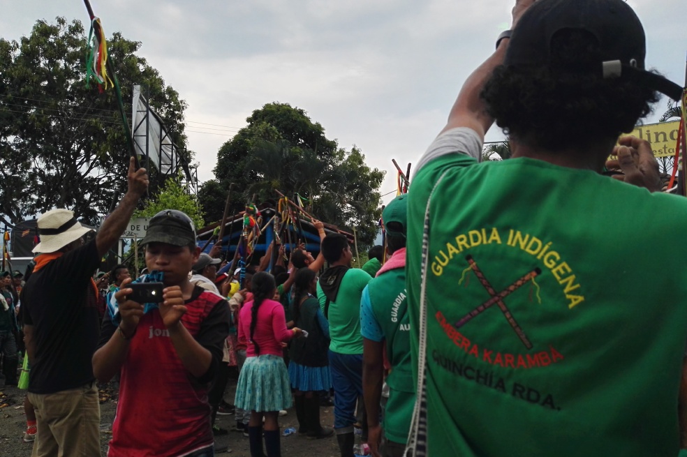 Cerca de cuatro mil indígenas de la comunidad embera están en minga en la zona del Eje Cafetero. / CORTESÍA