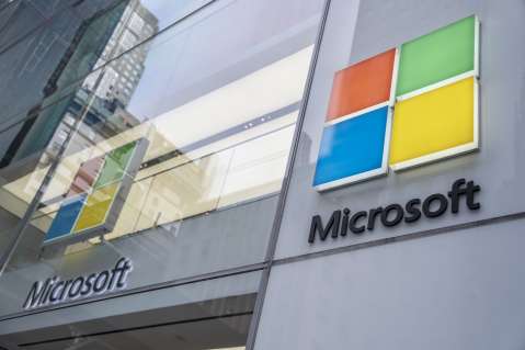 Acciones de Microsoft se disparan tras la llegada de Sam Altman