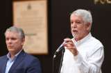 "Tenemos que unirnos, estamos enfrentando un complot organizado": Peñalosa