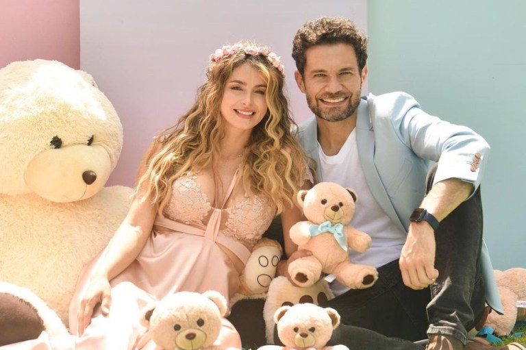 VIDEO: esta fue la tierna serenata de Cristina Hurtado y Josse Narváez a su hijo