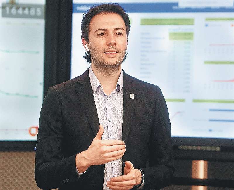 El exdirector del sistema informativo de Telemedellín, Hernán Muñoz, aseguró que la alcaldía de Medellín dictaba los contenidos periodísticos que podían salir en el canal público.