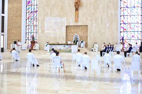 Inicia plan piloto de reapertura de iglesias católicas en Valledupar