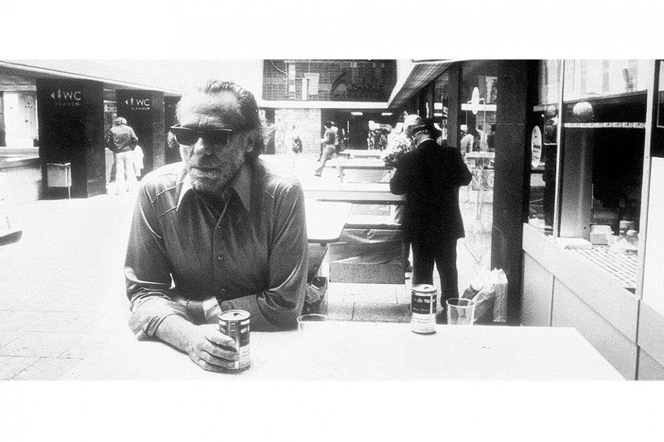 Charles Bukowski.