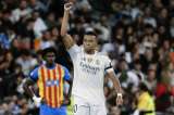Real Madrid goleó a Valencia y se afianzó en la cima de LaLiga
