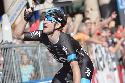 Viviani ganó la segunda etapa del Giro de Italia