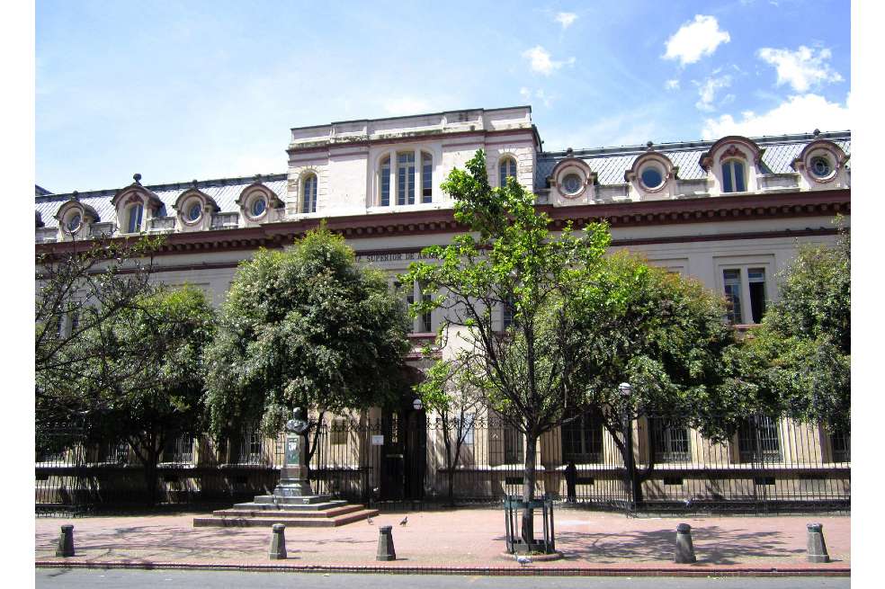 Con 100 años de existencia y serios problemas de infraestructura, La Merced es la actual sede de la ASAB.