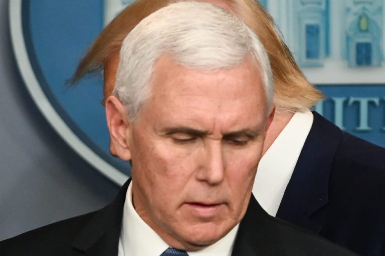 ¿Es Mike Pence la persona indicada para afrontar la amenaza del coronavirus?