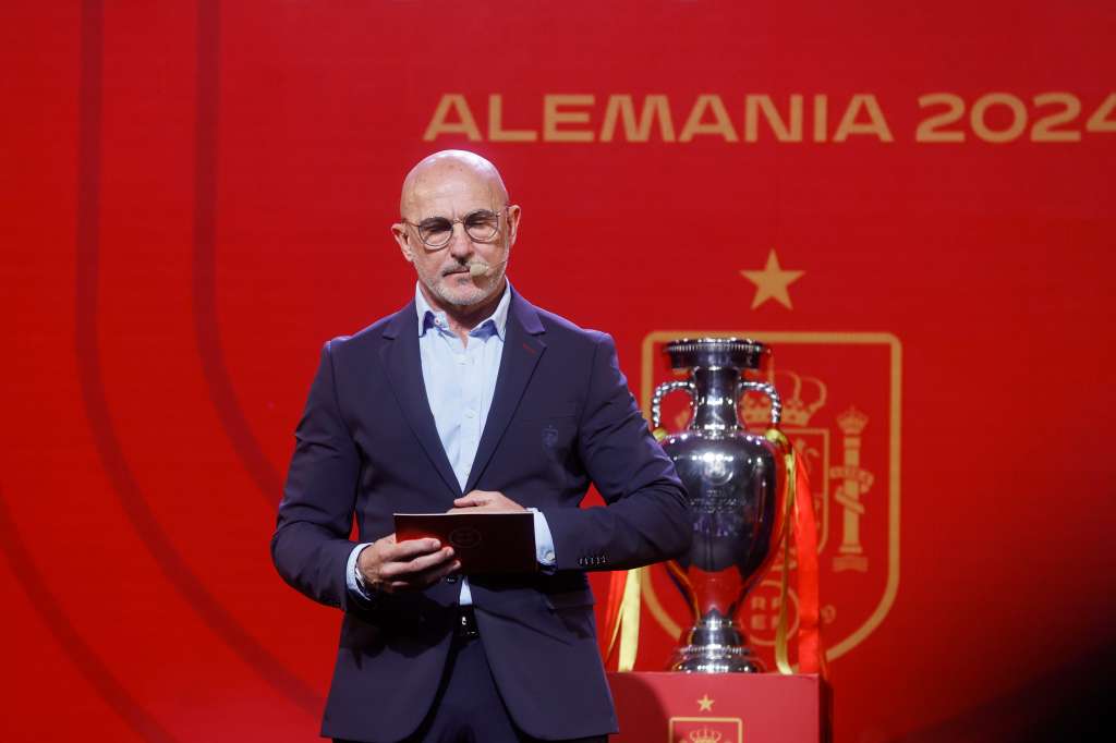LAS ROZAS (MADRID), 27/05/2024.- El seleccionador español, Luis de la Fuente, anuncia la primera lista de 29 jugadores convocados para la disputa de la Eurocopa 2024, este lunes en la Ciudad del Fútbol de Las Rozas (Madrid).