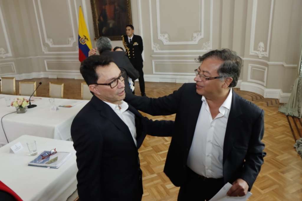 Carlos Caicedo y el presidente Gustavo Petro en la Casa de Nariño (imagen de referencia).