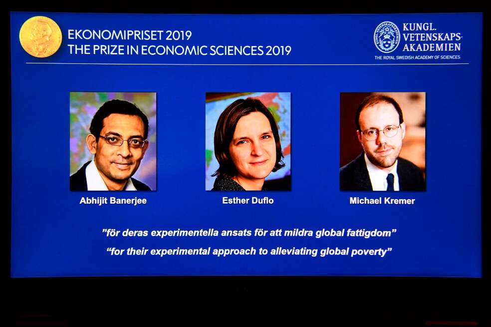 Imagen del anuncio de los ganadores del Premio Nobel de Economía de este año. / AFP