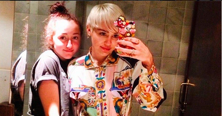 Las personas adictas a los selfies tienen poca actividad sexual