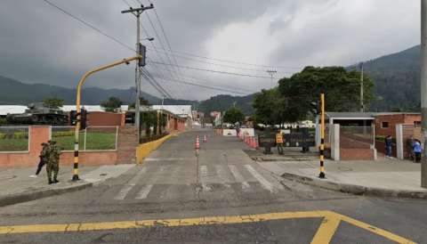 Evacuación preventiva en el Cantón Norte de Bogotá por explosión de una caldera