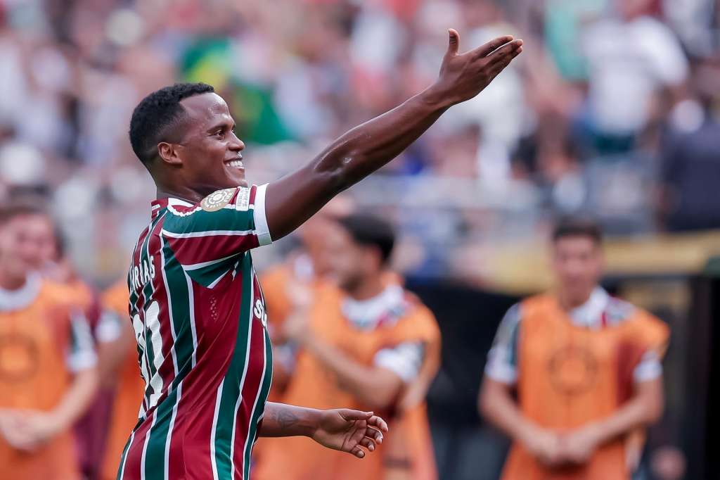 EAST RUTHERFORD (United States), 22/06/2025.- Jhon Arias of Fluminense celebrates after making a free kick goal against Ulsan HD during the FIFA Club World Cup 2025 match between Fluminense and Ulsan HD in East Rutherford, New Jersey, USA, 21 June 2025. (Mundial de Fútbol) EFE/EPA/SARAH YENESEL