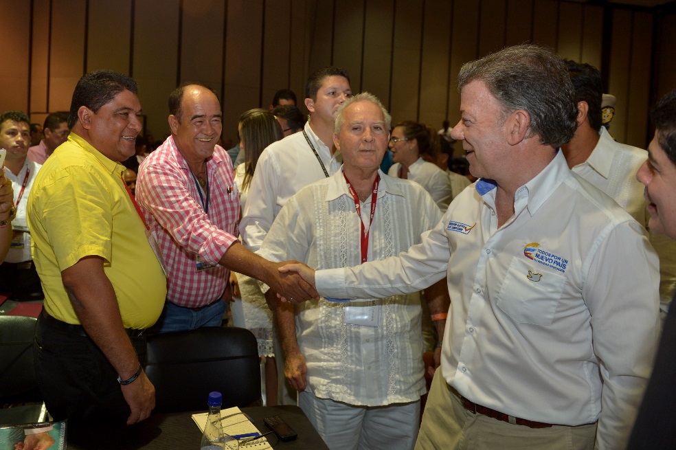 En marzo, en la Cumbre de Alcaldes en Cartagena, Santos invitó a los alcaldes a ejecutar el presupuesto. Presidencia