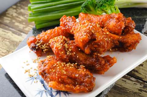 Esta es la receta para preparar un pollo frito coreano
