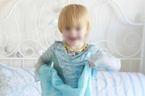 Madre se queja con Disneyland por no permitirle a su hijo cumplir su sueño de ser princesa