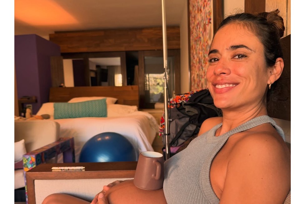 Después de tres días de dar a luz, la actriz de ‘La reina del flow’ enterneció las redes sociales con una nueva fotografía junto a su primogénito.