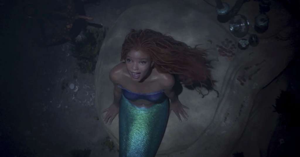 Halle Bailey en su interpretación de Ariel en la versión de imagen real de "La Sirenita".