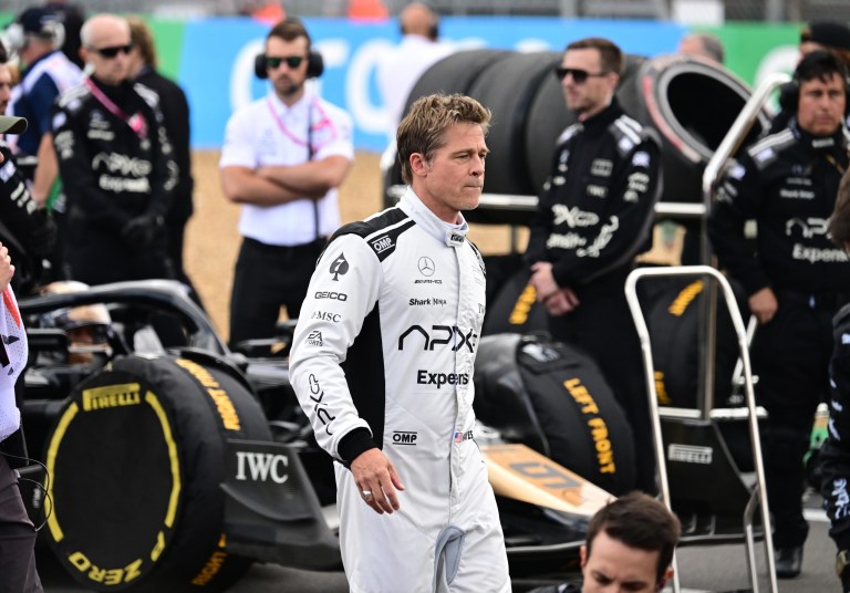 Brad Pitt revela detalles sobre su nueva película de F1 junto a Lewis Hamilton