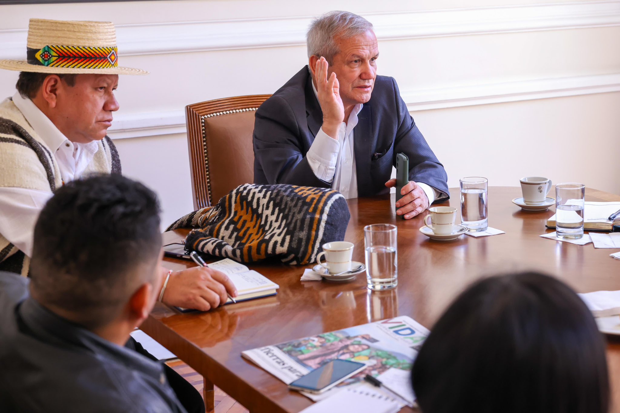 Gobierno se reunió con comunidades indígenas del Cauca en el marco del acuerdo nacional.