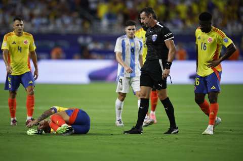 ¿Fue o no fue penalti a favor de Colombia? Esta es la polémica jugada