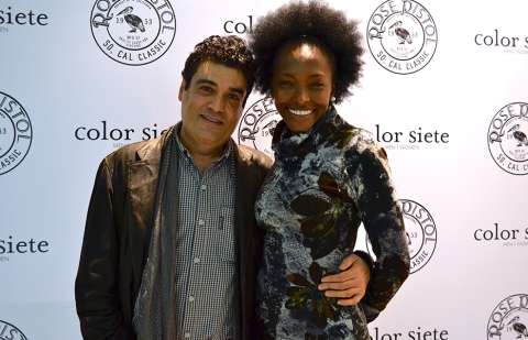 Colorido lanzamiento con famosos