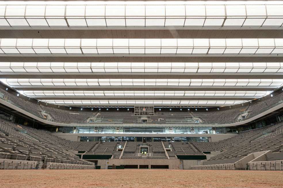 Así quedó la principal pista de Roland Garros, que este año estrenará techo.