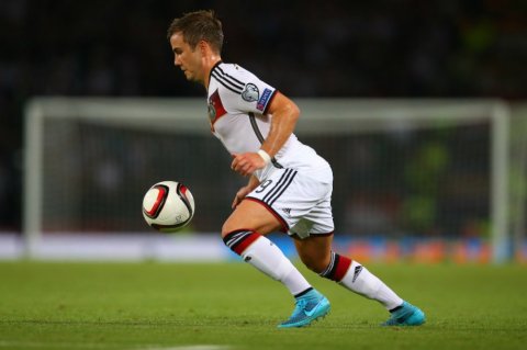 Mario Götze, entre 10 y 12 semanas fuera de las canchas por lesión