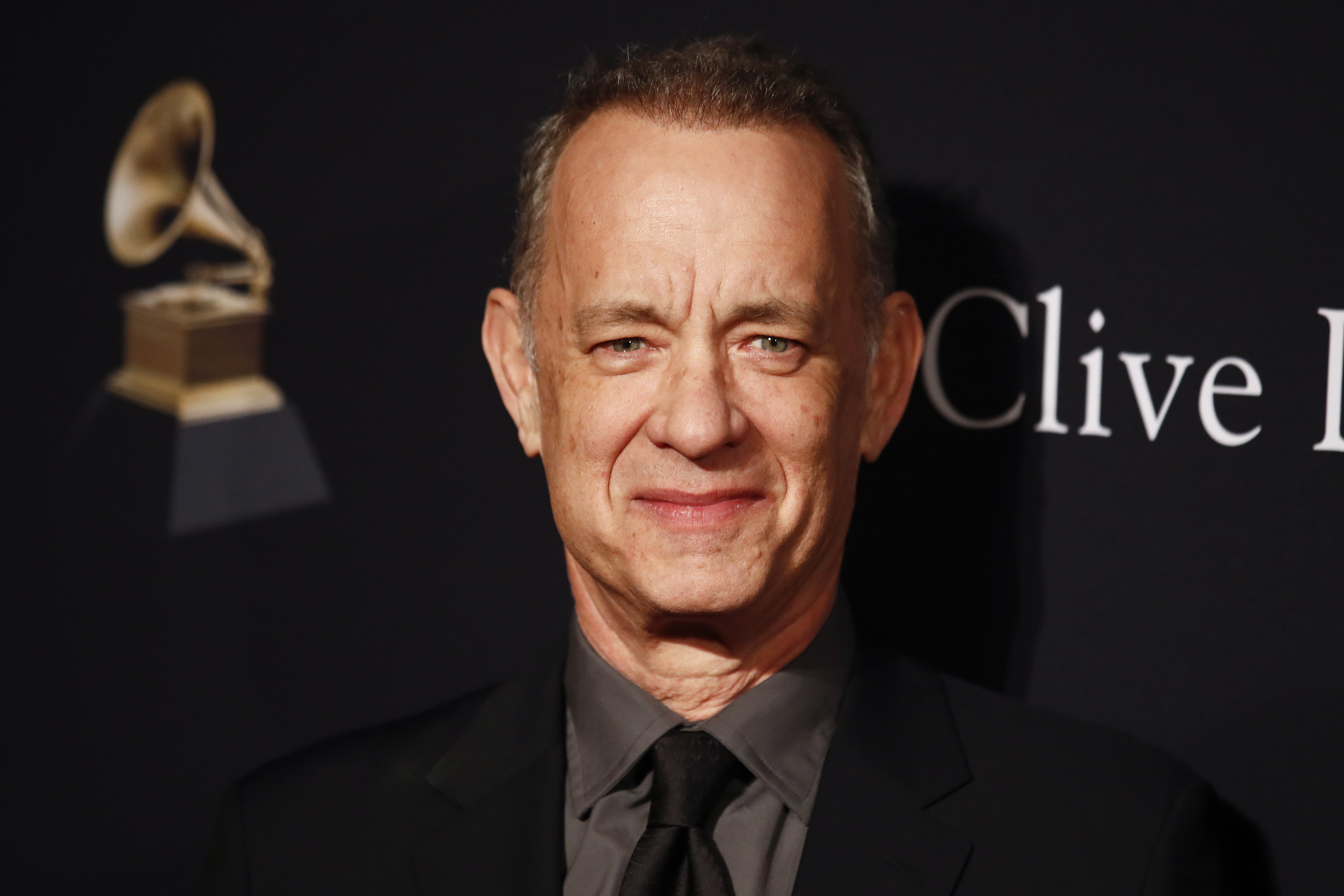 Beverly Hills (United States), 05/02/2023.- US actor Tom Hanks attends the Pre-Grammy Gala at The Beverly Hilton in Beverly Hills, California, USA, 04 February 2023. (Estados Unidos) EFE/EPA/CAROLINE BREHMAN