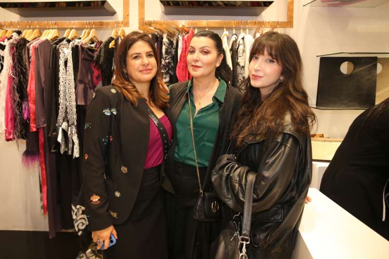 Maria Mercedes Sanchez, Isabella Santodomingo, Daniela Ossa