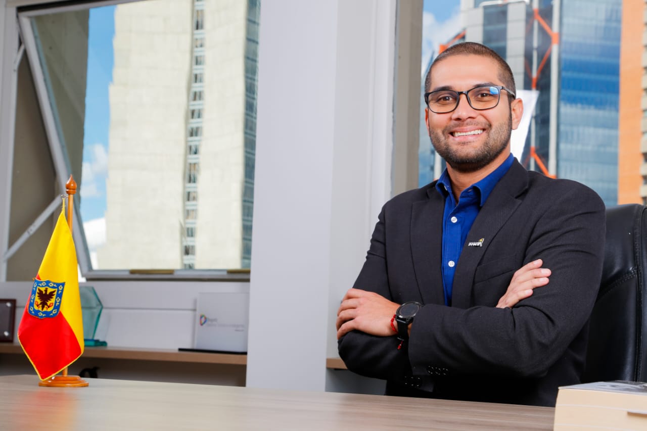 Andrés Clavijo Rangel trabajará por garantizar los altos estándares de competitividad e innovación y fortalecer el sector turístico de la ciudad, entre otros.
