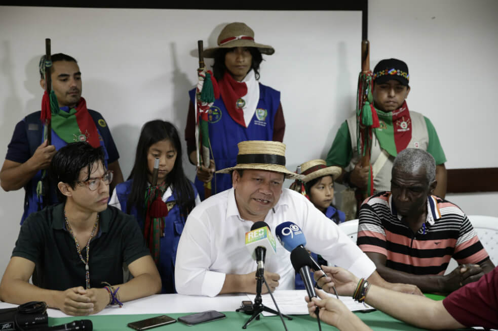"Estamos prácticamente ante una catástrofe donde se está presentando un genocidio contra los indígenas, afrocolombianos y campesinos", dijo Giovanny Yule, vocero del Cric. / EFE - Ernesto Guzmán Jr