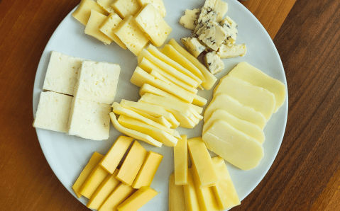 ¿Cuál es la diferencia entre queso mozzarella, campesino, doble crema y cuál elegir?