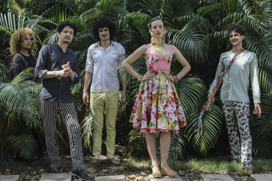 Monsieur Periné./ Joaquin Sarmiento