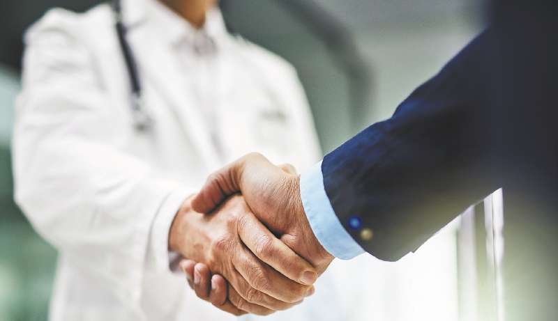 La educación médica es, quizás, el sector donde la industria farmacéutica tiene más influencia. / Getty Images