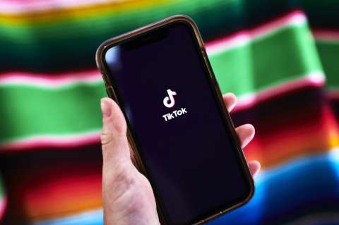 LinkedIn y TikTok acceden continuamente al portapapeles del celular