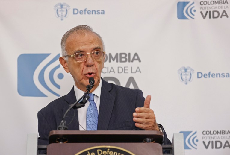 “No vamos a declinar”: Mindefensa ante acciones terroristas en el sur del país