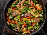 Paso a paso para preparar carne de res guisada con vegetales