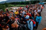 Migrantes venezolanos podrán pedir en línea la visa humanitaria para Ecuador