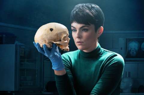 Serinda Swan: “Amo interpretar a mujeres fuertes”