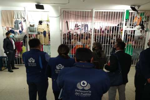 Los hallazgos de la Defensoría en centros de detención transitoria regionales